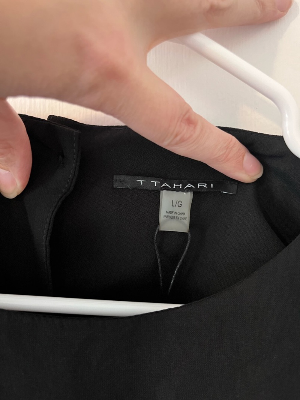 Tahari Silky Black Button Back Blouse Smocked 3/4 Length Sleeves Large NWOT - Picture 4 of 9